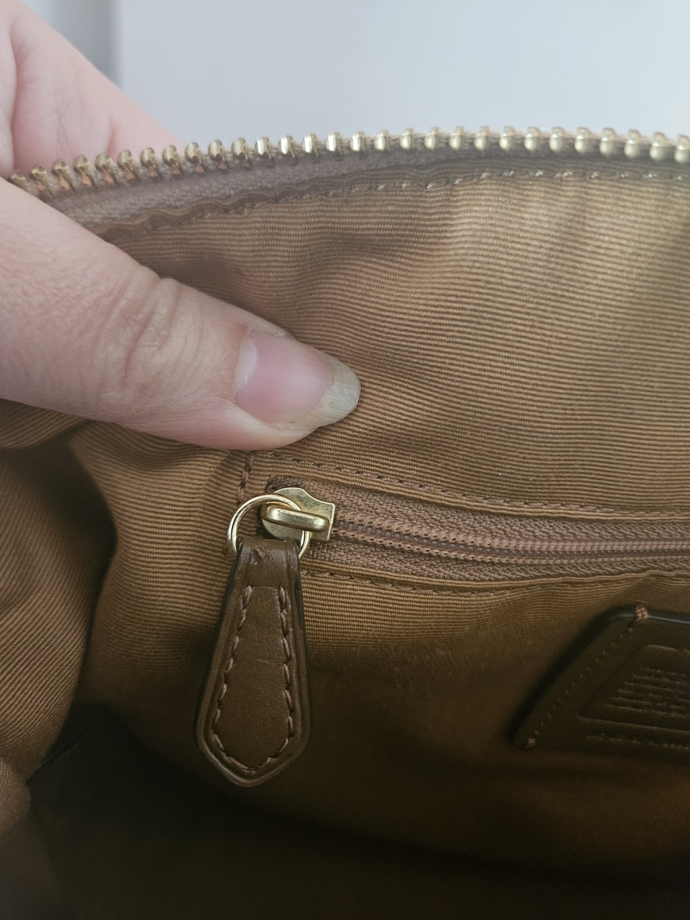 Coach Beige/Chalk Signature Tote with Gold Hardware - Picture 11 of 16